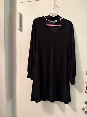 CeCe Black Long-Sleeve V-Neck A-Line Dress